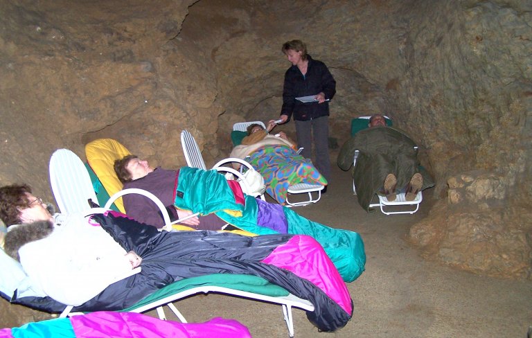 Heilstollentherapie in der Teufelshöhle